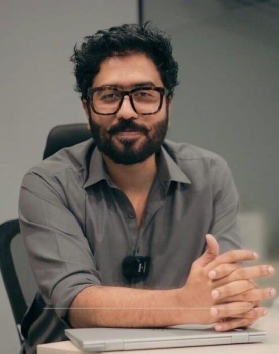 Emraan Riaz
